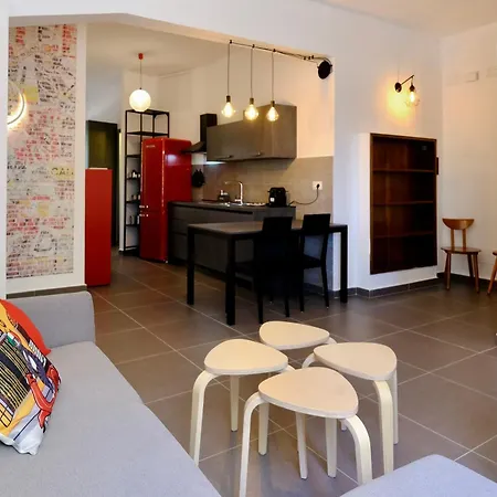 New Vatican Family Nest Roma